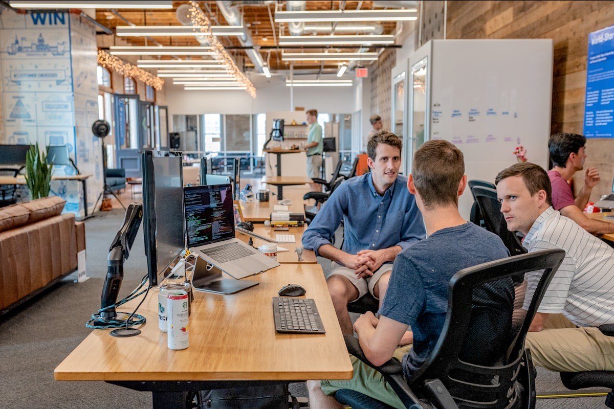 Agents collaborating on assigned customer conversations with internal notes